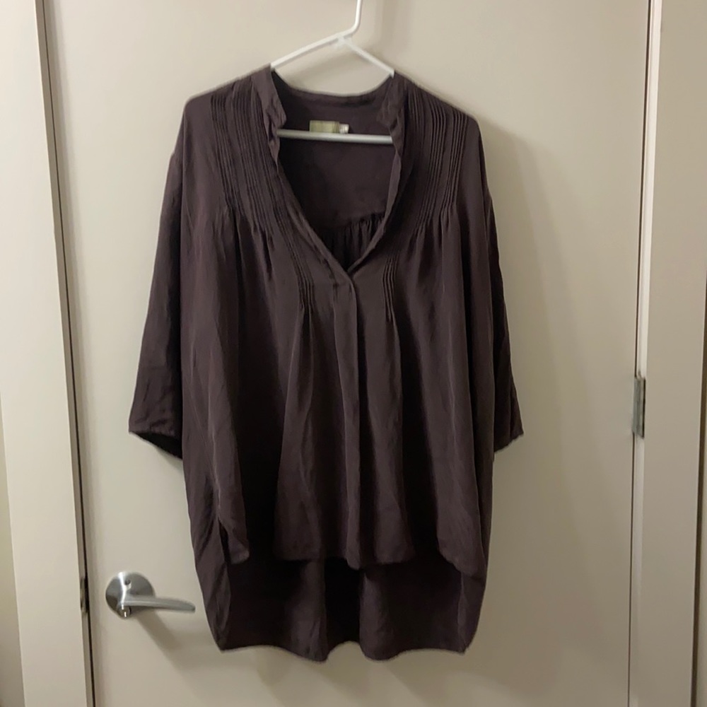 Boutique store flowy top with gorgeous detail